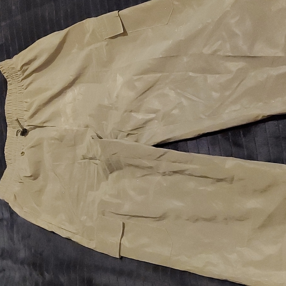 Reflective pants medium Grey forever 21